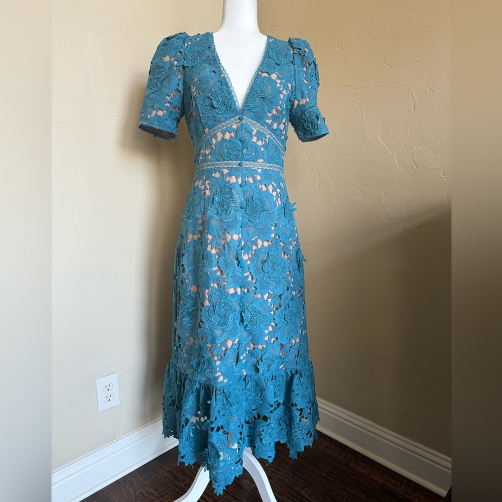Beautiful blue/teal 3D lace dress